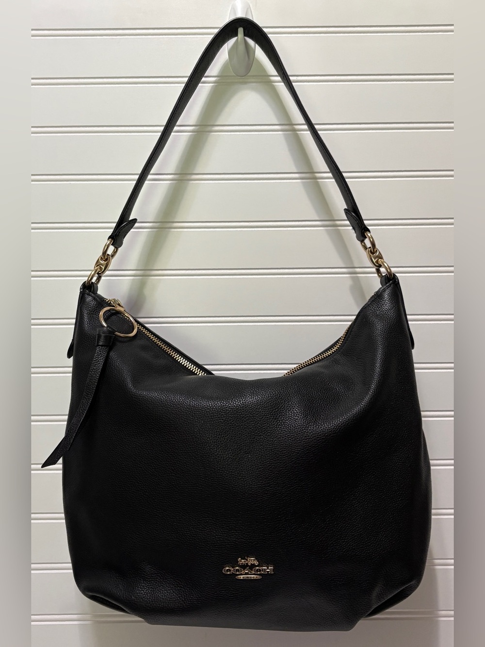 COACH Skyler Black Pebbled Leather Hobo Shoulder Bag Purse Tote F91029